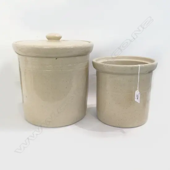2 STONEWARE CROCKS, 1 LIDDED H.280mm