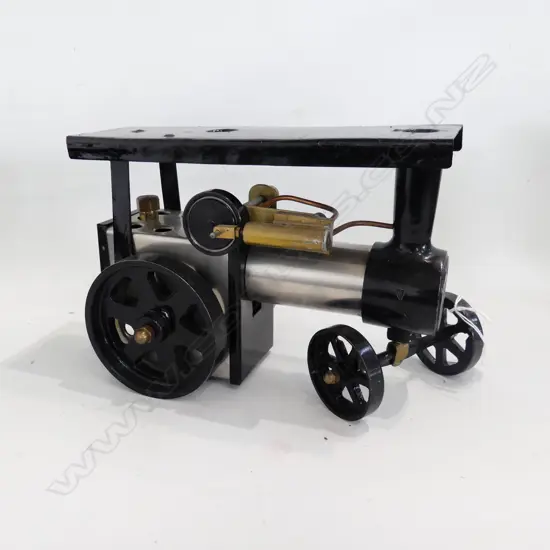 TRACTION STEAM ENGINE  L230MM