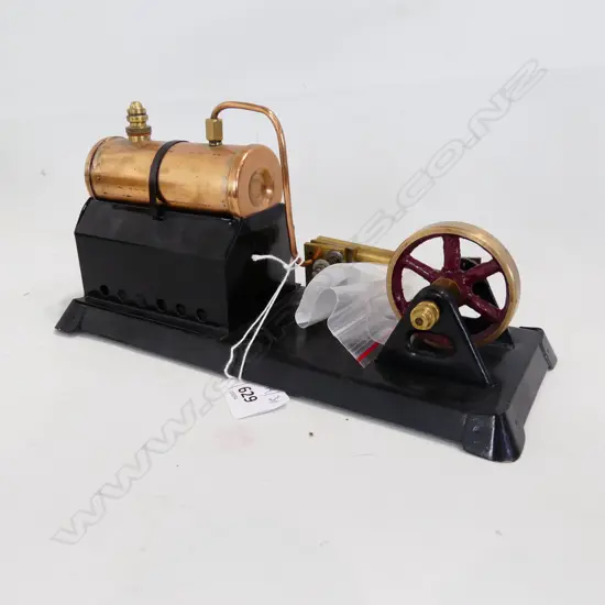 SMALL STEAM ENGINE MODEL L240MM
