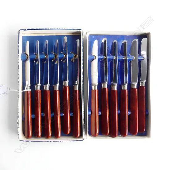 SET OF 12 VINTAGE FRENCH KNIVES BY AKE PARIS IN 2 BOXES UNUSED L. 210mm