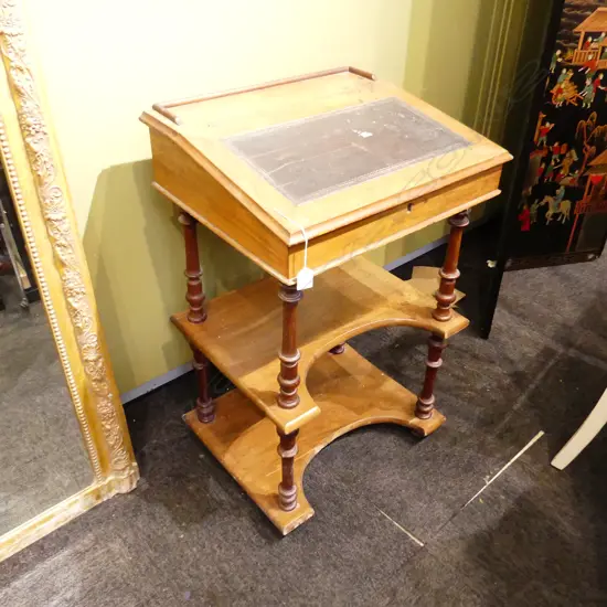 DAVENPORT 520x420x820mm