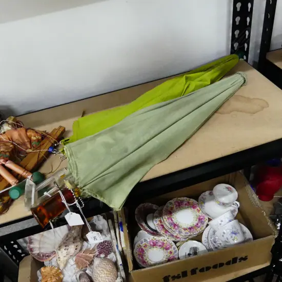 2 VINTAGE SMALL UMBRELLAS, L.500-600mm, DAMAGE TO ONE HANDLE