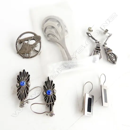 PR STYLISH SILVER LGE EARRINGS + 3 PRS SILVER EARRINGS + VIKING SILVER BROOCH SCOTTISH