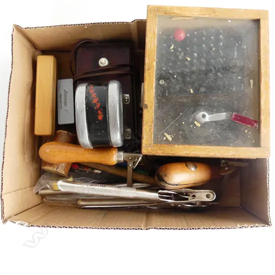 SMALL BOX WATCH MAKERS TOOLS & WATCH PARTS