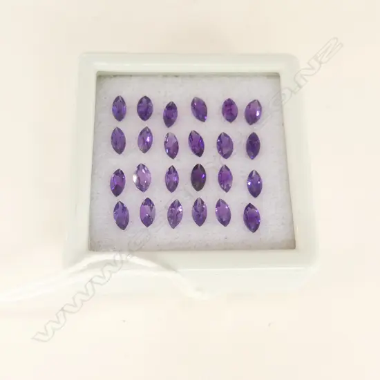 AMETHYST MARQUISE  5X2.5 24 = 3.65CT