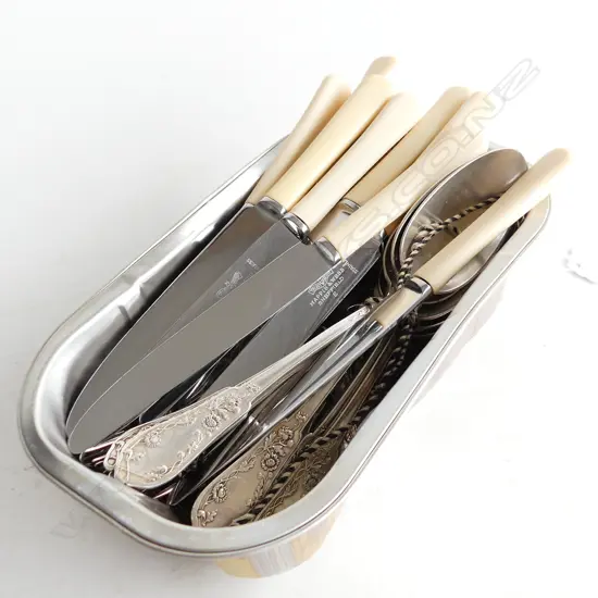 20 PCES FRENCH SILVER PLATE CUTLERY + 8 IVORINE 'BONE' HANDLED KNIVES