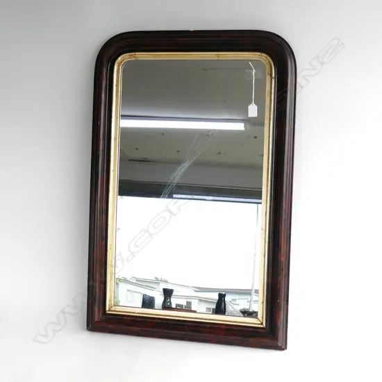ANTIQUE MIRROR (painted effect frame) 590 x 900mm