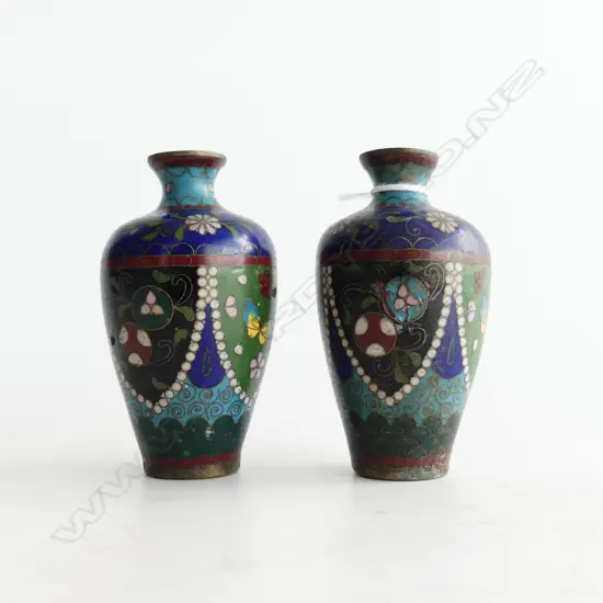 MATCHING PAIR 19THC JAPANESE CLOISONNE VASES H.95mm IN FINE CONDITION