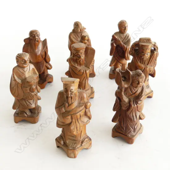 SET 8 VINTAGE WOOD CARVED CHINESE DIETIES H.75mm