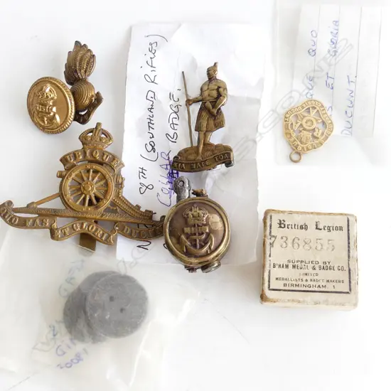 BAG LOT MILITRY BADGES BUTTONS  ETC