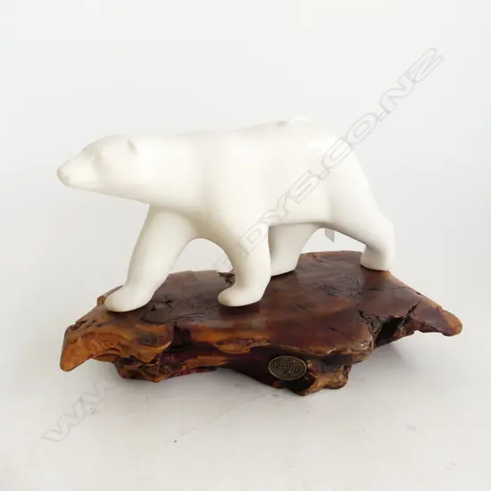 'JOHN PERRY' RESIN POLAR BEAR ON WOODEN BASE W.270mm
