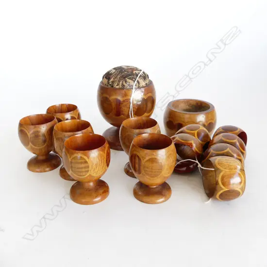 14PCS SOVEREIGN NZ NATIVE TIMBERS WARE, INCLDS PIN CUSHION, DISH, NAPKIN RINGS & EGG CUPS
