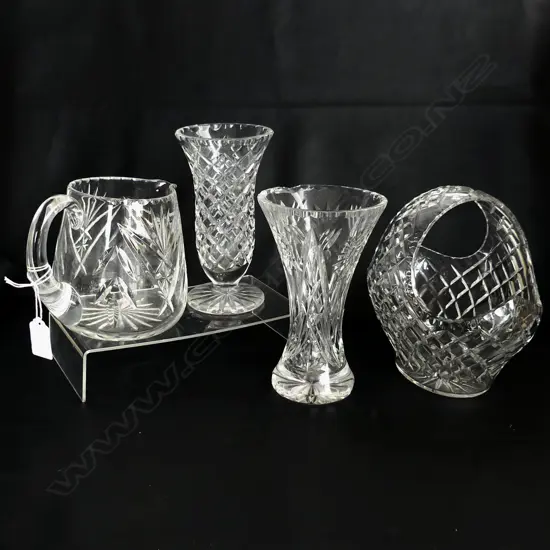 FOUR CRYSTAL GLASS PIECES