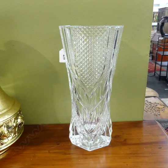 LARGE CUT CRYSTAL VASE .H.300mm