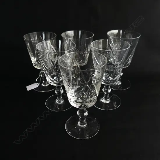SET OF 6 LARGE CRYSTAL WINE GLASSES