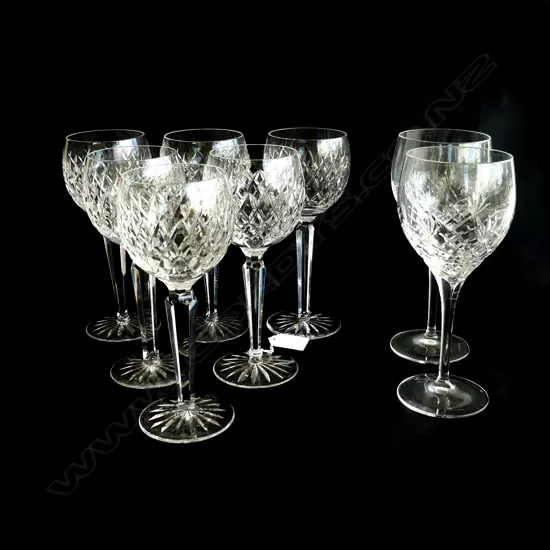8 CYRSTAL WINE GLASSES; 6 WATERFORD 2 ROYAL DOULTON H.190mm