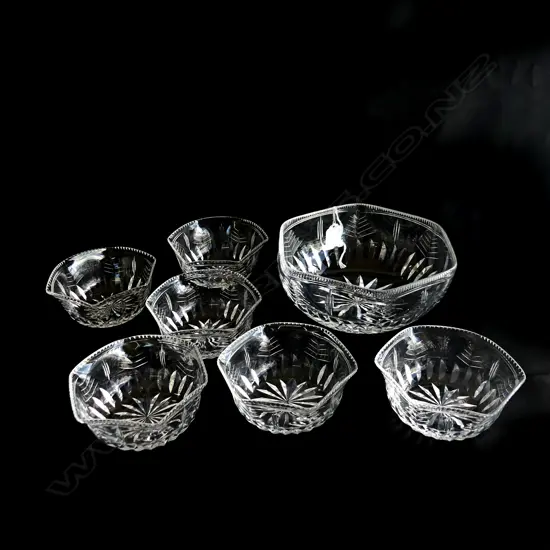 WEBB CORBETT CUT CRYSTAL DESSERT SET COMPRISING 6 BOWLS & SERVING BOWL EXCELLENT CONDITION