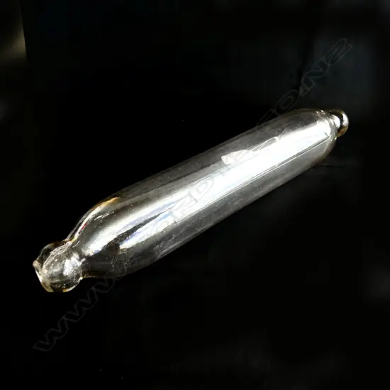 VICTORIAN HAND BLOWN GLASS ROLLING PIN L. 36CM