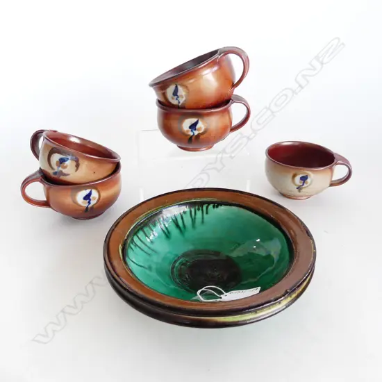 6 PCS, SET 5 GREG BARRON TEA CUPS IN SHINO GLAZE (1 faulted) & HERMAN KAHLER DENMARK BOWL D.200mm