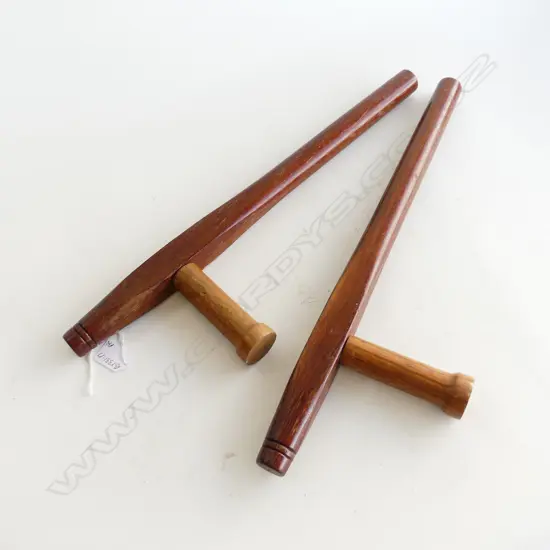 PR JAPANESE TONFA FIGHTING STICKS