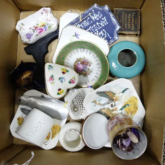 BOX LOT SMALL CHINA PIECES INCLUDING ROYAL CROWN DERBY 