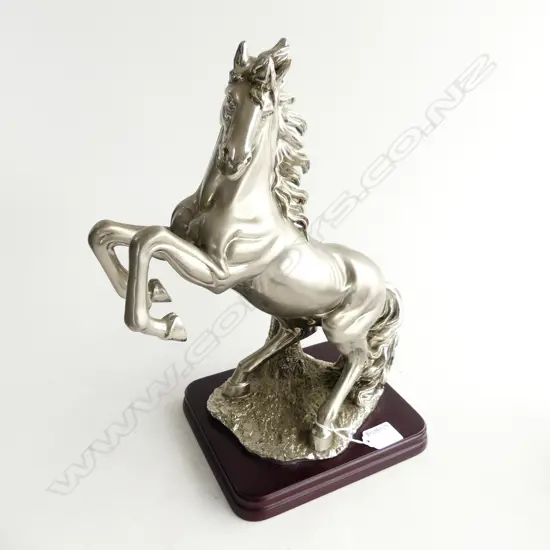 SILVER RESIN HORSE H.360mm