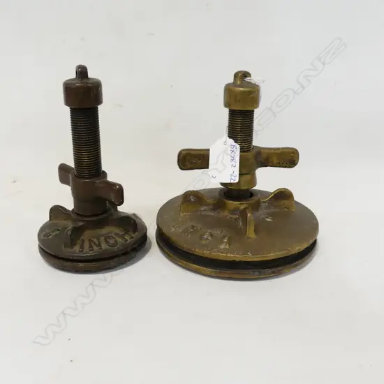 VINTAGE 4” & 6” INDUSTRIAL BRASS CLAMPS? HARDLEY’S LTD AUCKLAND