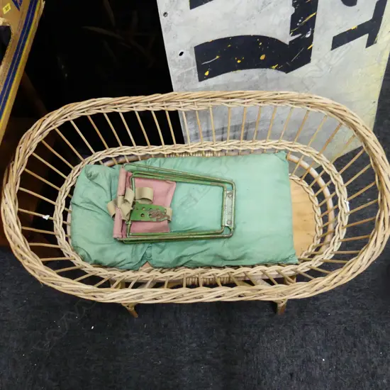 CANE BASSINET 670x420mm