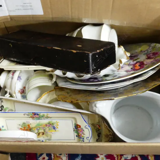 BOX LOT CHINA WITH JAPANESE LACQUER GLOVEBOX. 