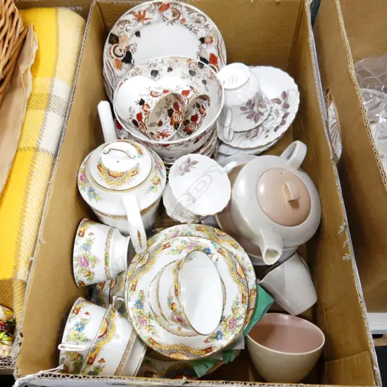 BOX LOT OF TEASETS POOLE SUTHERLAND 'KIANG' & AUTUMN ROSE