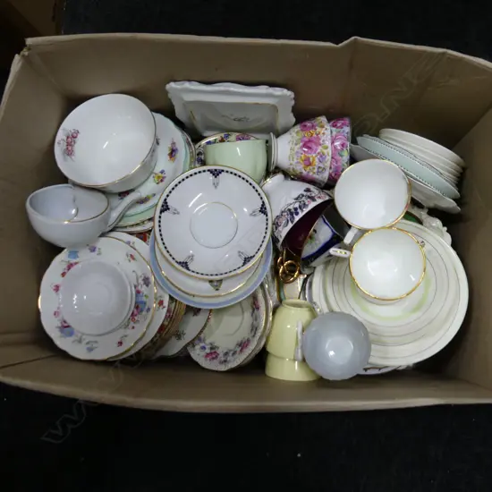 BOX LOT ASST CUPS/SAUCERS ETC