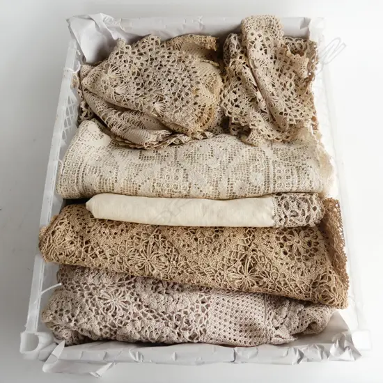 TRAY OF VINTAGE  CROCHET 3 TABLE CLOTHES LARGEST 1M600MM PLACE MATS & 20 PLUS DOLLIES