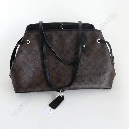 COACH SHOULDER BAG - PRESUMED A COPY 370 x 250mm
