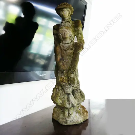 CONCRETE GARDEN STATUE 1900 MOTHER & DAUGHTER H.520mm