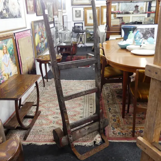 VINTAGE WOODEN TROLLEY H.410mm