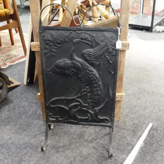 ARTS & CRAFTS FIRESCREEN w. PEACOCK DESIGN H.720mm