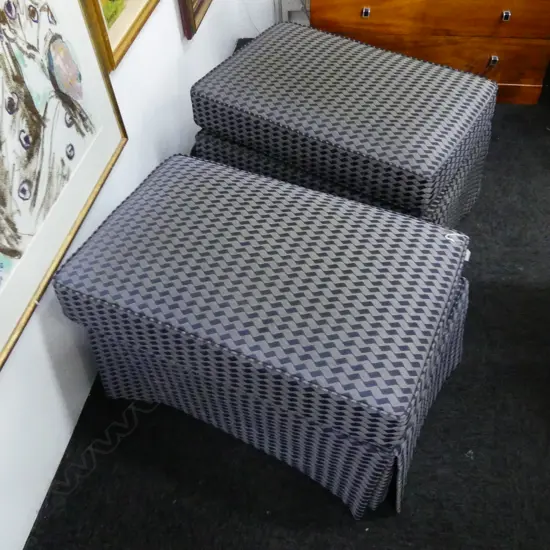 PR CONTEMPORARY OTTOMANS IN BLUE FABRIC 730x470x470mm