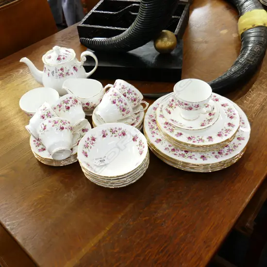 COLCLOUGH TEA/DINNER SET includes teapot small red rose pattern