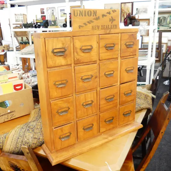 WOODEN PIGEON HOLES 580 X 550