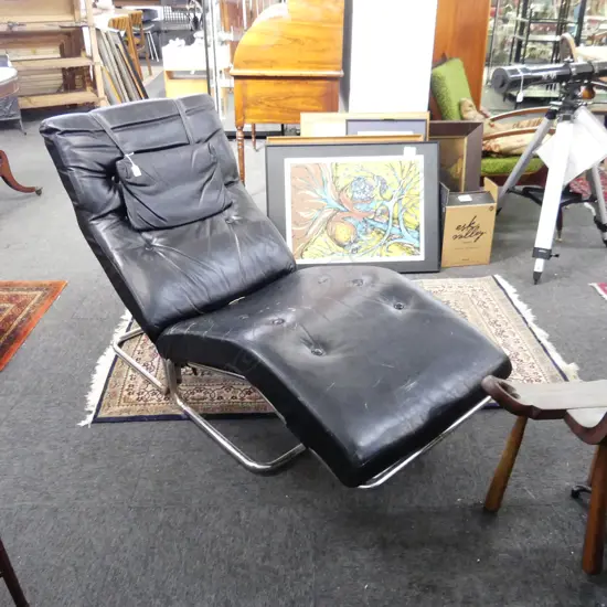 LEATHER CHAISE L.1400mm SOME RUST TO BASE