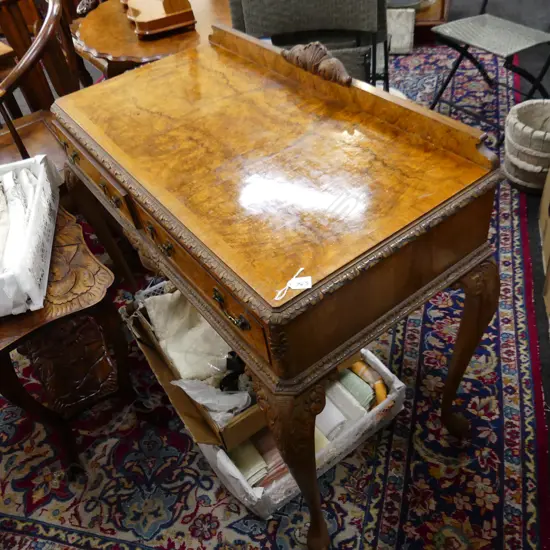 CARVED BURR WALNUT DESK / HALL TABLE 1130x570x920mm