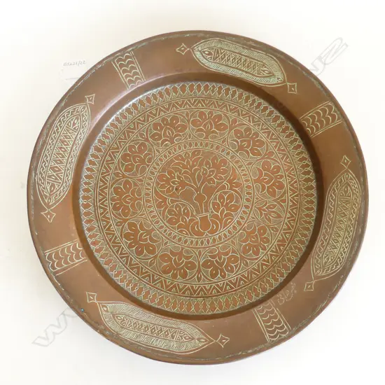 LARGE VINTAGE COPPER HEAVY ENGRAVED BOWL D. 38CM