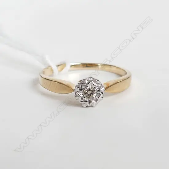 9ct DIAMOND SET RING, 1.4gm, SIZE M