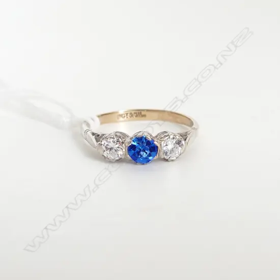 9ct & SILVER BLUE & COLOURLESS GEM SET RING,1.4gm, SIZE L