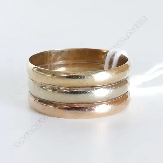 9ct WHITE/YELLOW/ROSE GOLD RING 3.35gm  SIZE Q