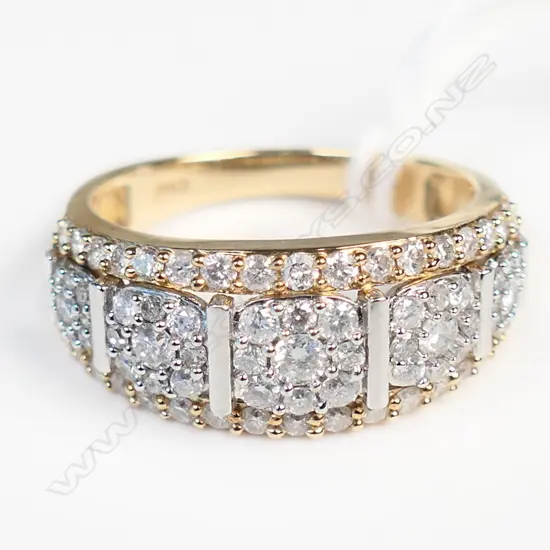 10CT YELLOW GOLD DIAMOND CLUSTER RING 4.38gms