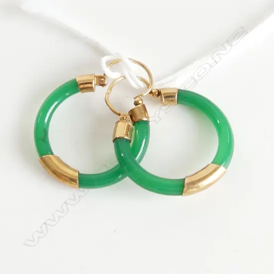 PR 18ct GOLD & JADE EARRINGS