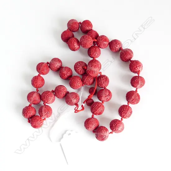 CINNEBAR LACQUER BEAD NECKLACE