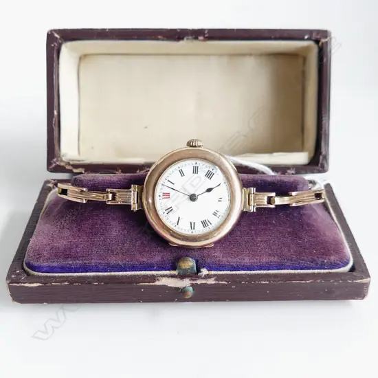 1914 LADY'S 9ct GOLD ROLEX WRISTWATCH 9ct gold expanding strap. signed movement & case