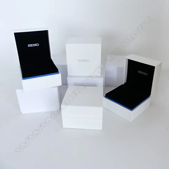 4 NEW SEIKO WATCH BOXES, INNER & OUTER BOXES & VELVET CUSHIONS